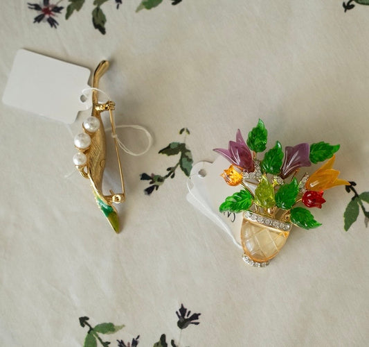 Vintage brooches